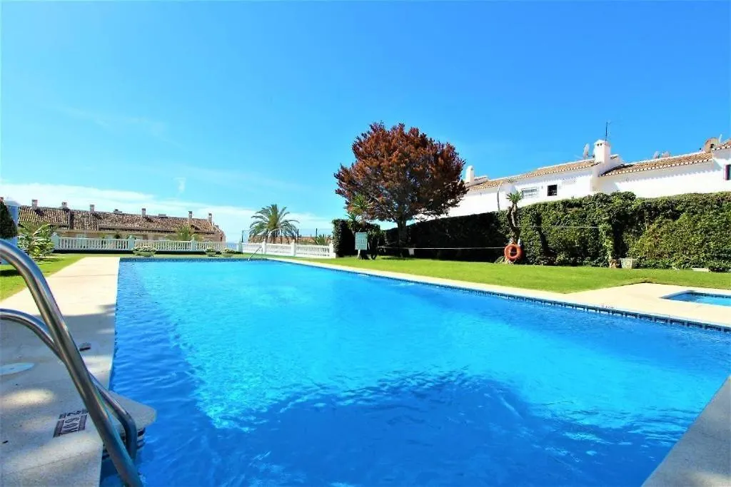 Los Cisnes - 2Nd Line Beach Studio Benalmadena Spain