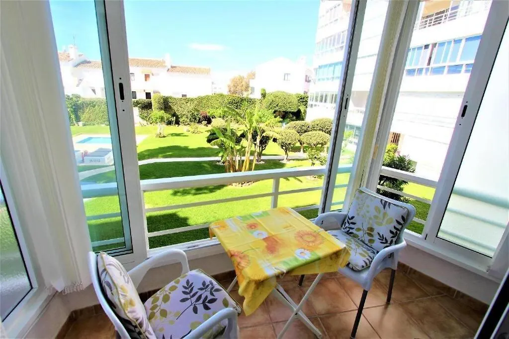 Apartment Los Cisnes - 2Nd Line Beach Studio Benalmadena Spain